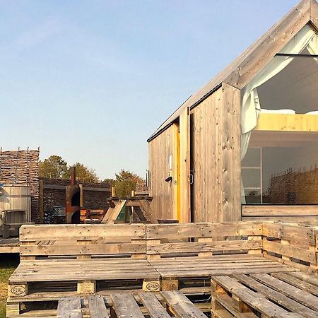 Lushna 8 Petite At Lee Wick Farm Cottages And Glamping Clacton-on-Sea Ngoại thất bức ảnh