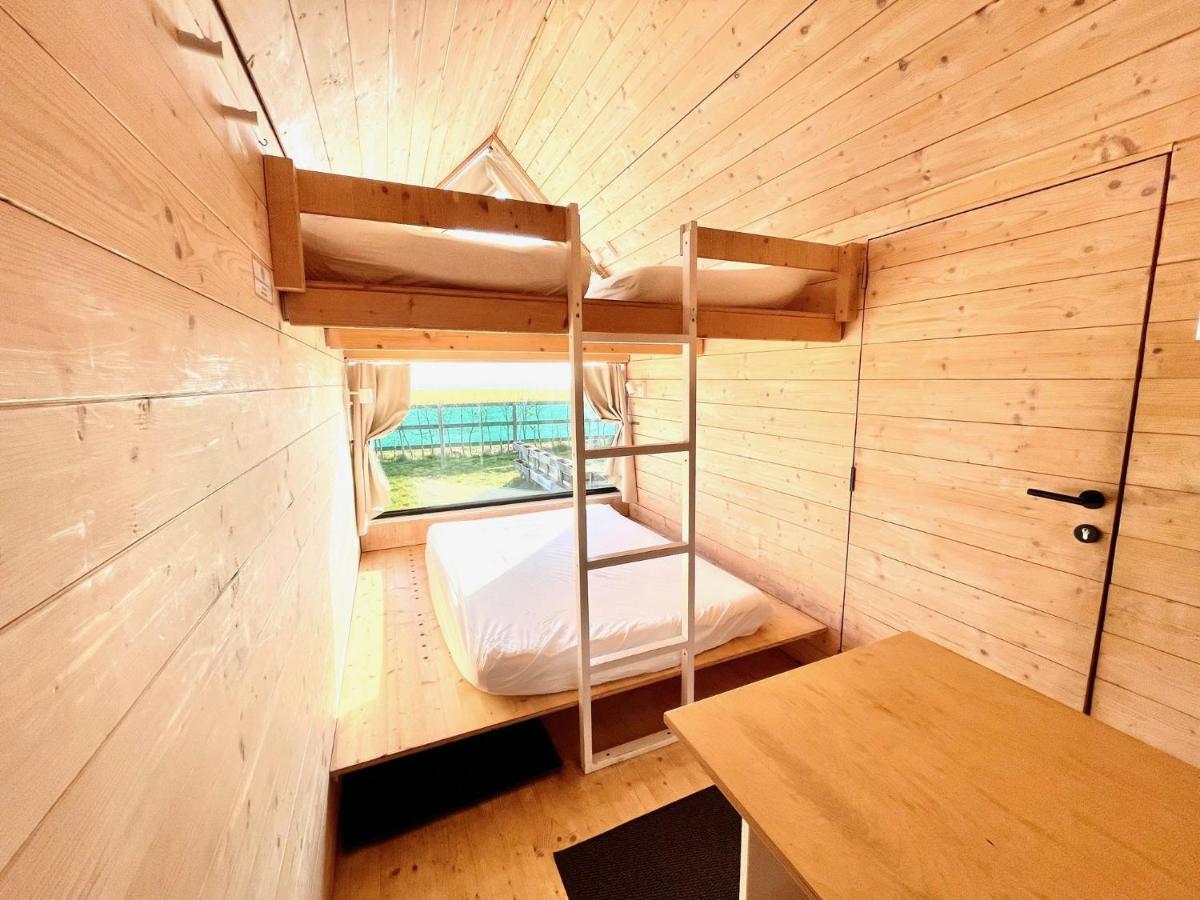 Lushna 8 Petite At Lee Wick Farm Cottages And Glamping Clacton-on-Sea Ngoại thất bức ảnh