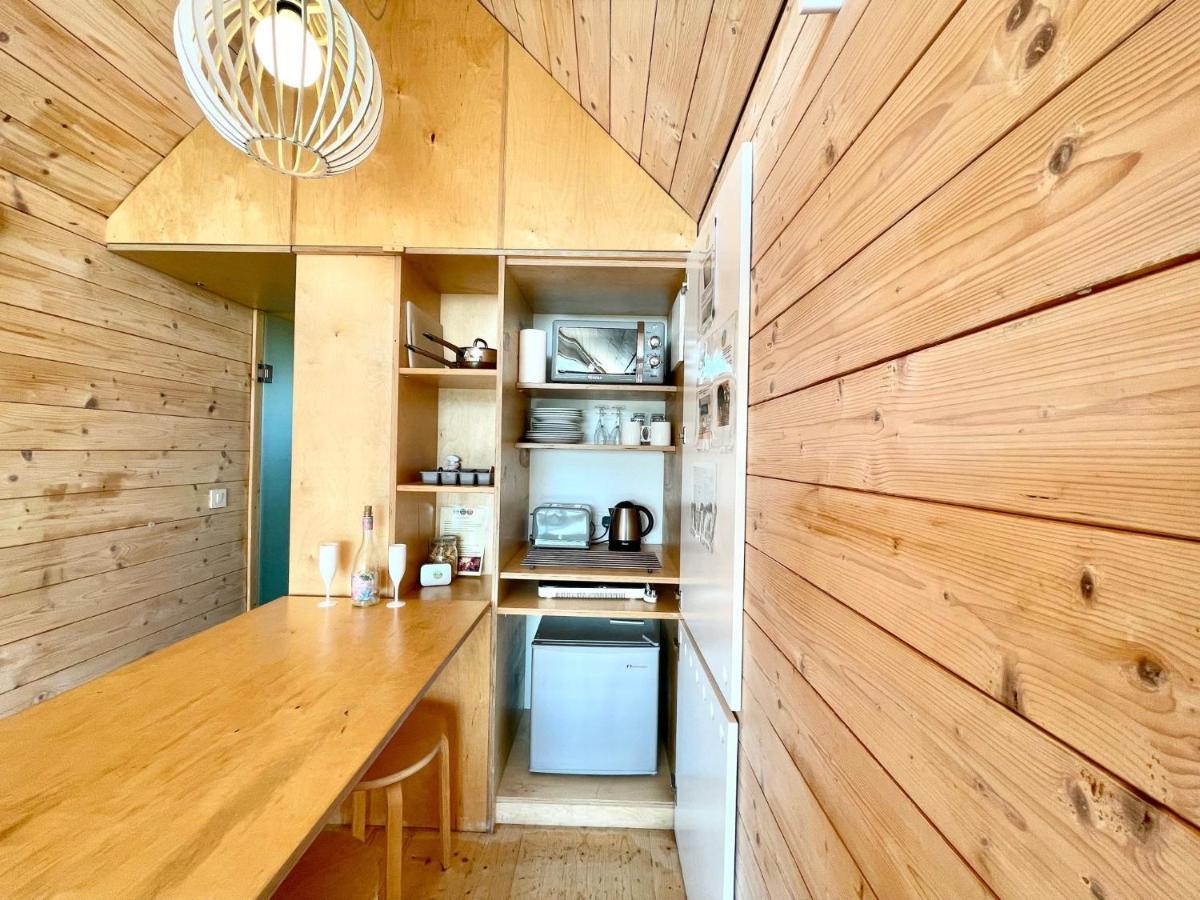 Lushna 8 Petite At Lee Wick Farm Cottages And Glamping Clacton-on-Sea Ngoại thất bức ảnh