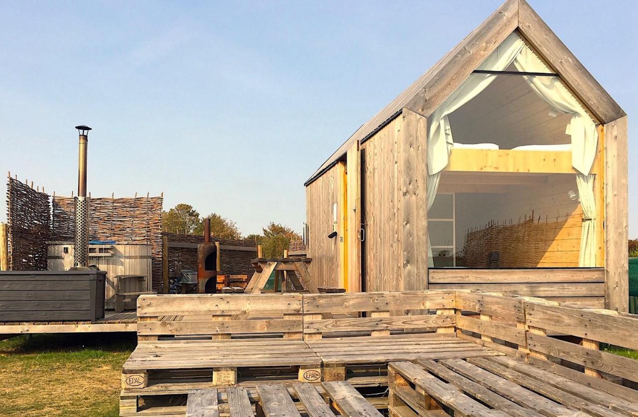 Lushna 8 Petite At Lee Wick Farm Cottages And Glamping Clacton-on-Sea Ngoại thất bức ảnh
